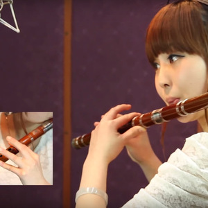 农村沟厕美女撒尿视频高清无码直播
